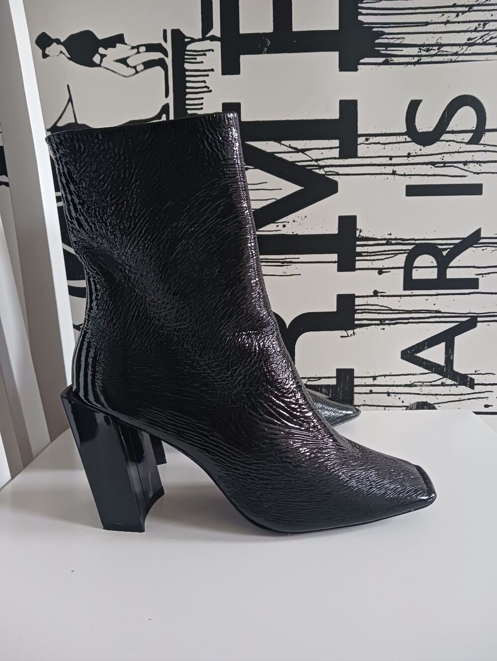 NWOT Balenciaga Black Patent Leather Boots Size 36, US s8ze 6